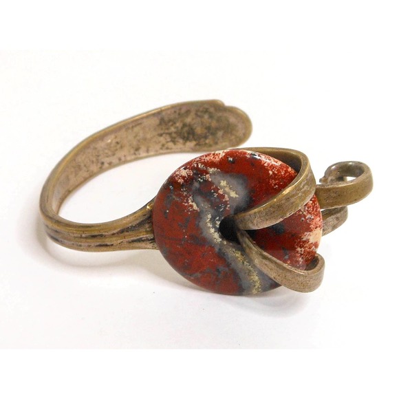 Vintage Red Jasper Fork Bracelet, Artisan Crafted - Picture 5 of 6